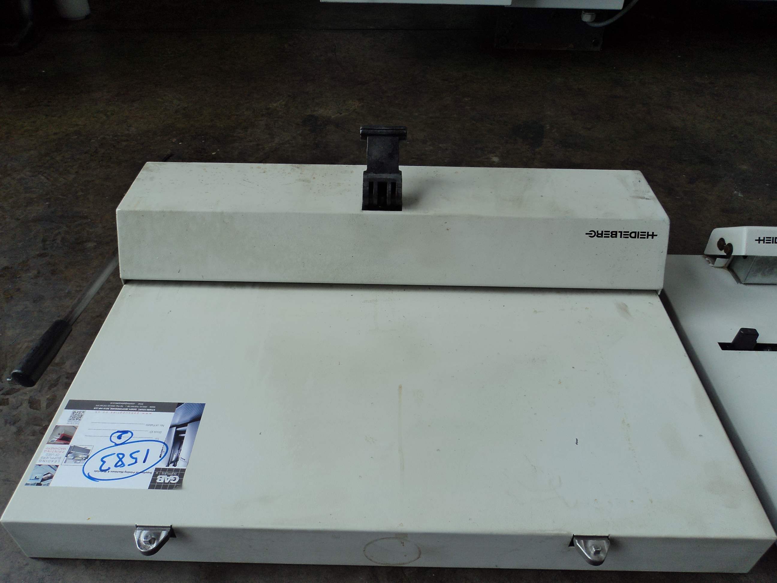HEIDELBERG SM 52 PLATE PUNCH & BENDER