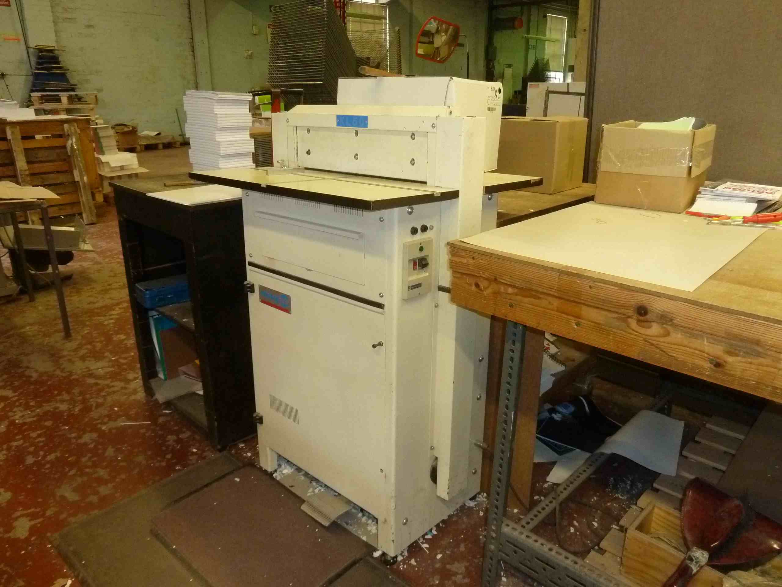 USED WIRE O PUNCHING MACHINE KL-50