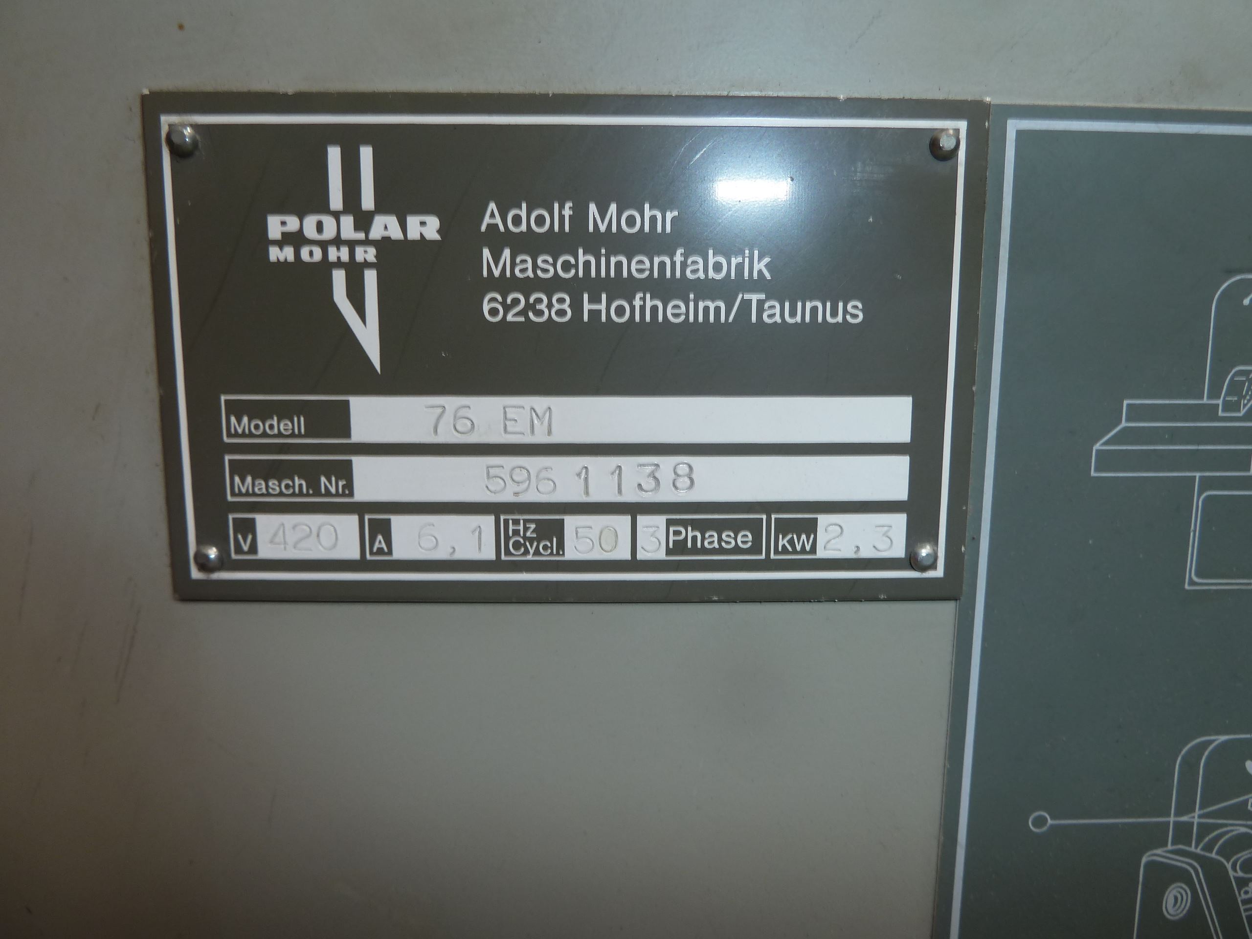 POLAR 76 EM GUILLOTINE