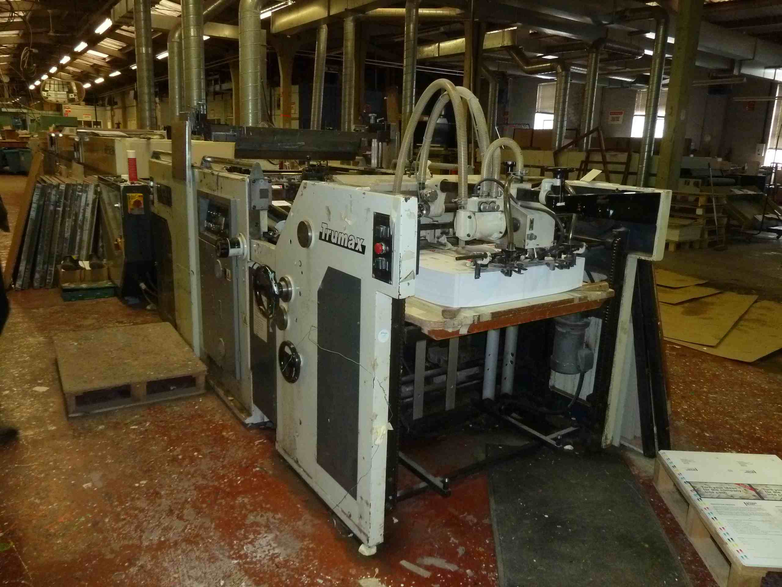 SAKURAI TRUMAX 72 SA SPOT UV COATER