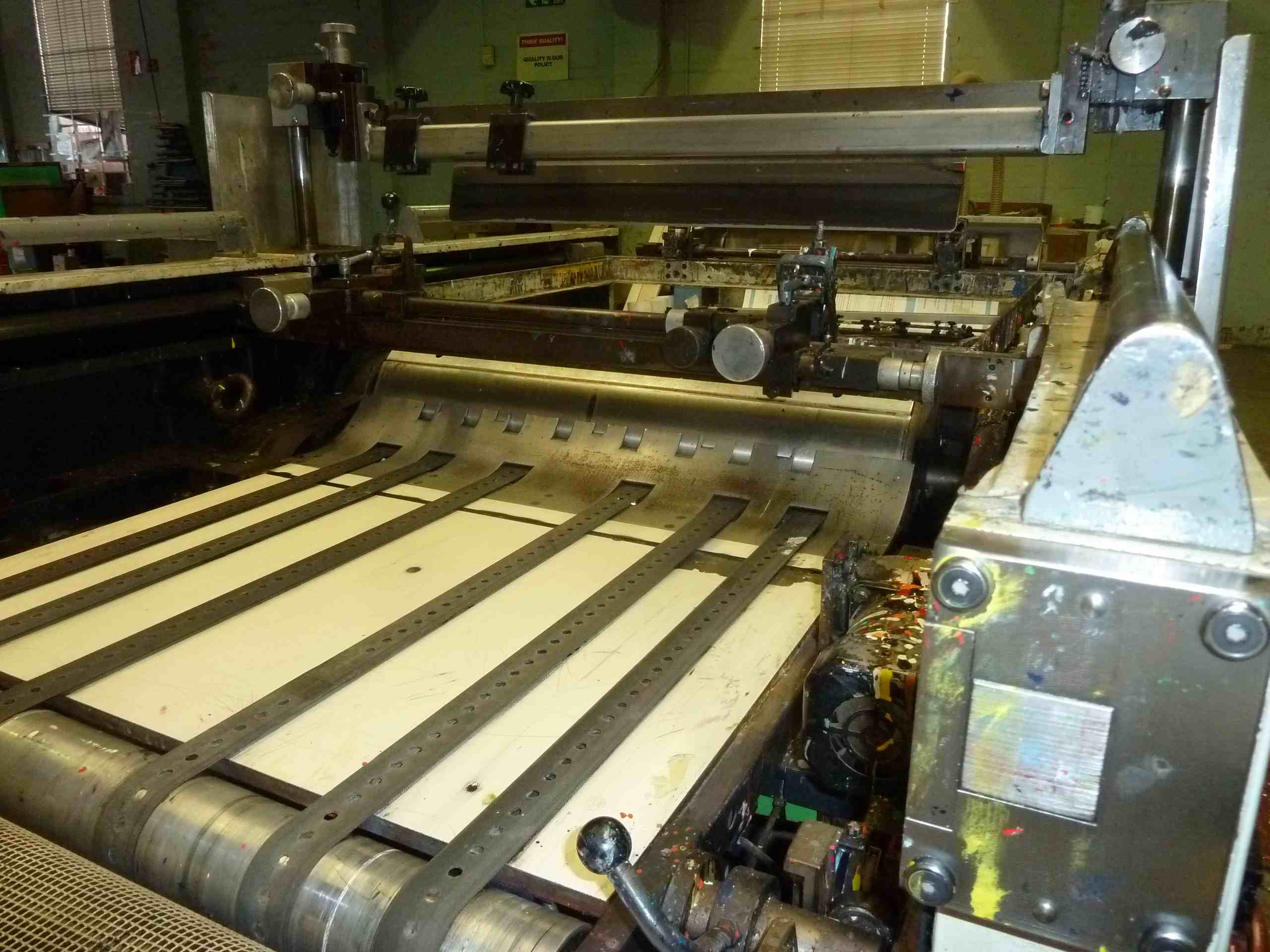 SAKURAI TRUMAX 72 SA SPOT UV COATER