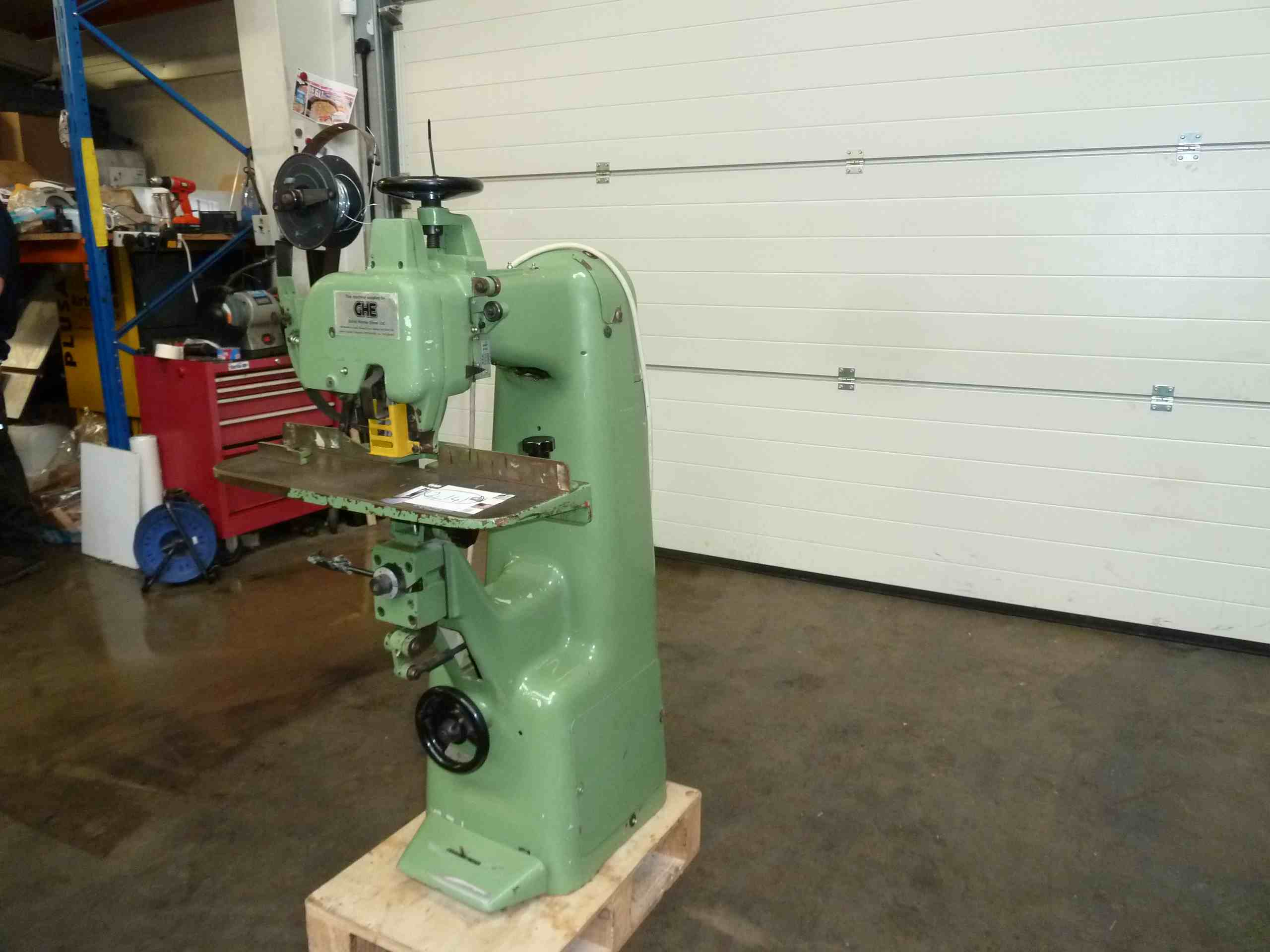 Used Other Machinery HEAVY DUTY BREHMER WIRE STITCHER