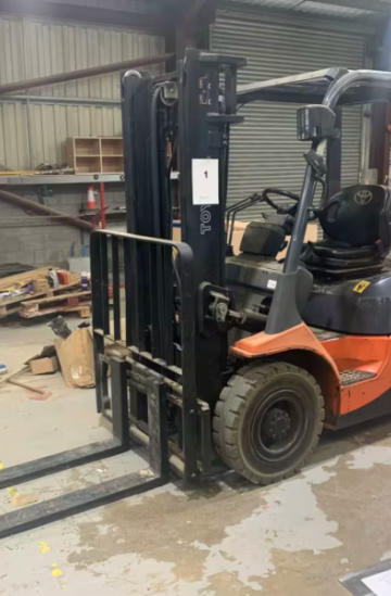 Others
Used other machines 2007 Toyota 7-FGF20 gas forklift truck for sale - Counter balance fork truck