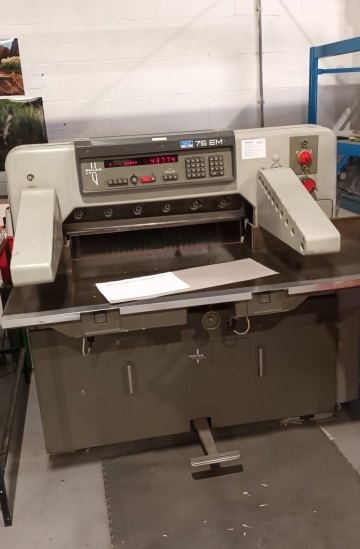 Guillotines
 Used finishing machines Cheap Used Polar 76 EM paper cutting machine for sale
