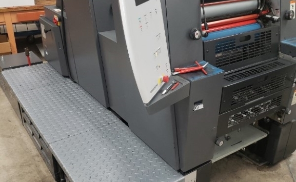Two colour used offset printing machines 2001 Heidelberg GTO 52-2 ...