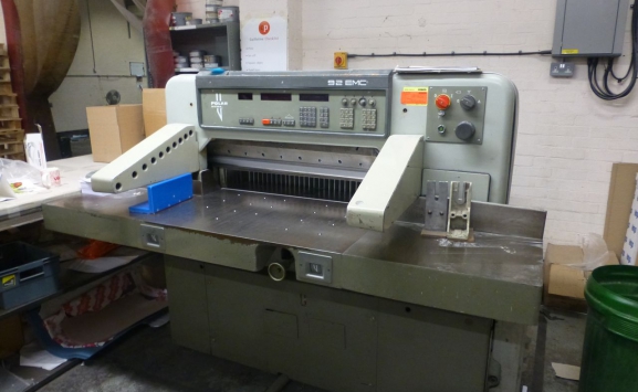 POLAR 92 EMC GUILLOTINE