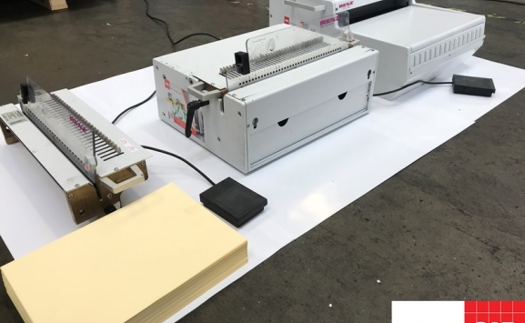 Used Other Machinery 2006 Renz DTP 340M wire-o-punch and ECO 360 wire-o ...