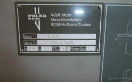 POLAR 76 EM GUILLOTINE